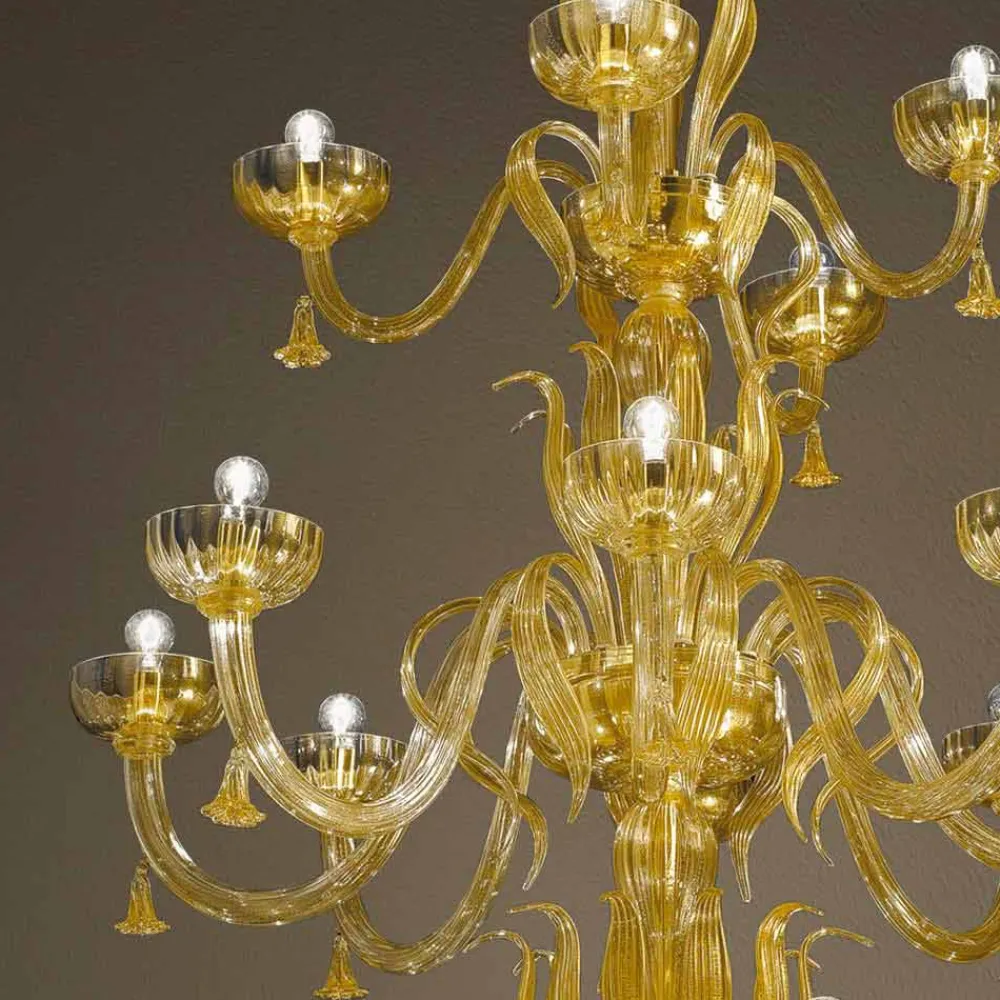 Viadurini Lighting Klassische Kronleuchter-Handgefertigter venezianischer Kronleuchter aus Glas und Gold mit 28 Lichtern Made in Italy - Regina