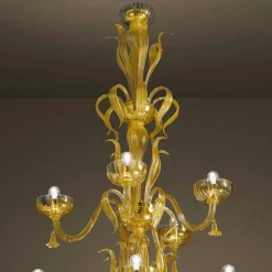 Viadurini Lighting Klassische Kronleuchter-Handgefertigter venezianischer Kronleuchter aus Glas und Gold mit 28 Lichtern Made in Italy - Regina