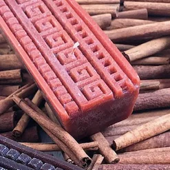 Viadurini Handmade Candles Duftkerzen-Handgemachte rechteckige Zimt-Duftkerze Made in Italy - Alissa