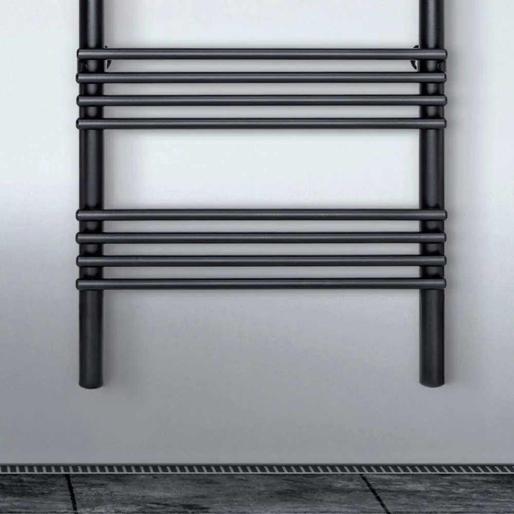 Viadurini Radiators Handtuchheizkörper Elektrisch-Handtuchwärmer aus Stahl mit elektrischem System, hergestellt in Italien – Rum