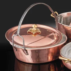 Viadurini Kitchen Kochgeschirr-Handverzinnte Kupferkasserolle, Deckel und gewölbter Griff 34 cm - MariaG