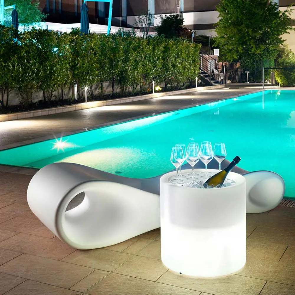 Viadurini in the Garden Lichtmöbel-Heller Garten-Couchtisch aus weißem Polyethylen Made in Italy - Trek