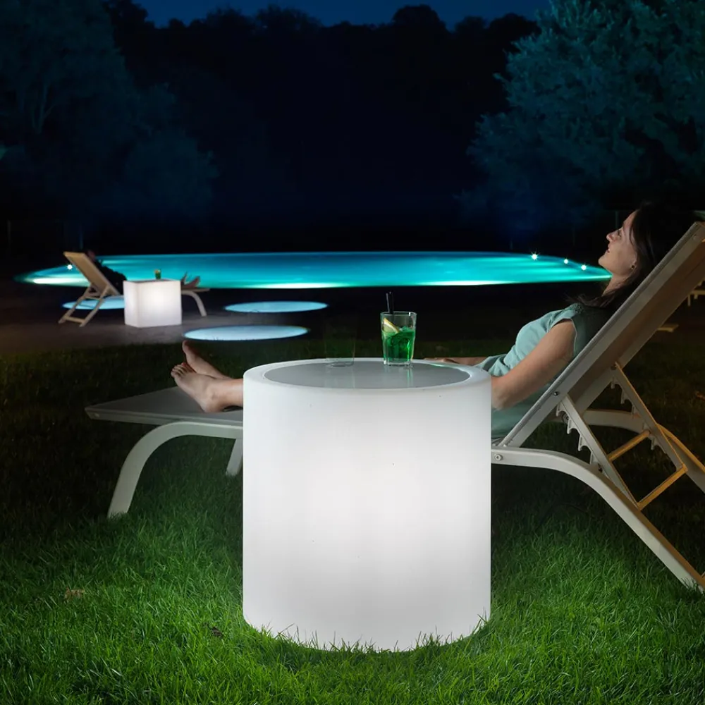 Viadurini in the Garden Lichtmöbel-Heller Garten-Couchtisch aus weißem Polyethylen Made in Italy - Derti