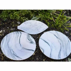 Viadurini Kitchen Küchenzubehör-Herzstück aus Arabescato-Marmor mit Blattform Made in Italy - Treviso