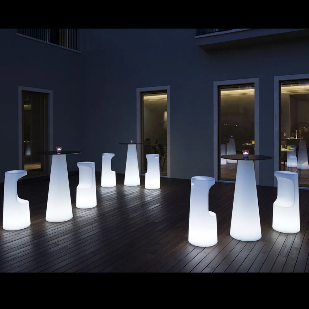 Viadurini in the Garden Lichtmöbel|Garten Beistelltisch-High Light Tisch im Freien mit LEDs aus HPL und Polyethylen Made in Italy - Forlina