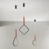 Viadurini Lighting Moderne Pendelleuchten-Hängelampe mit geometrischen Formen und Details aus Kunstleder – Zypresse