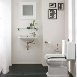 Viadurini Bathroom Keramikwaschbecken-Hängendes Handwaschbecken aus Keramik im klassischen Design, hergestellt in Italien - Nausica