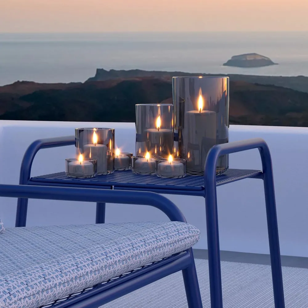 Viadurini in the Garden Garten Beistelltisch-Hochwertiger Couchtisch aus farbigem Metall für den Außenbereich Made in Italy - Karol