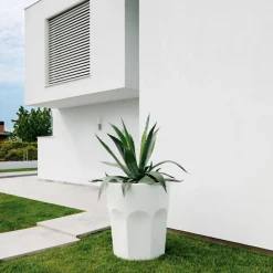 Viadurini Living Deko Vasen-Hohe dekorative Vase mit Glasform aus Polyethylen Made in Italy - Pucca