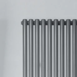 Viadurini Radiators Heizkörper Hydraulisch-Hydraulikkühler mit horizontalen Kollektoren aus Kohlenstoffstahl – Kirschen