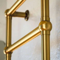 Scirocco H Handtuchheizkörper Wasser-Hydraulischer Designer-Handtuchwärmer Caterina Gold aus Messing