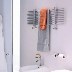 Scirocco H Handtuchheizkörper Wasser-Hydraulischer Handtuchwärmer horizontal Selene von