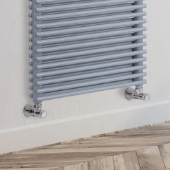 Viadurini Radiators Handtuchheizkörper Wasser-Hydraulischer Handtuchwärmer in Stahl-Aluminium-Ausführung, hergestellt in Italien – Brioches