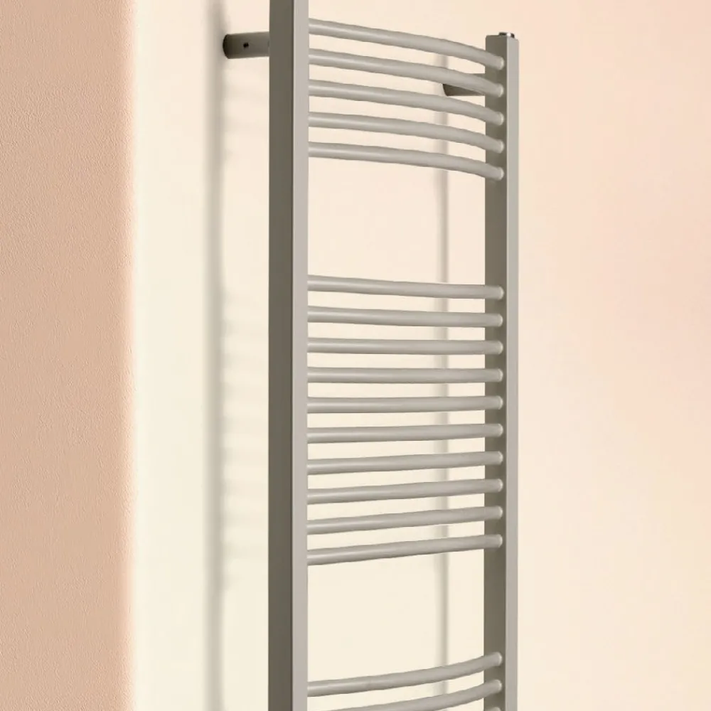 Scirocco H Handtuchheizkörper Wasser-Hydraulischer Handtuchwärmer aus Stahl in verschiedenen Farben Made in Italy - Ibis