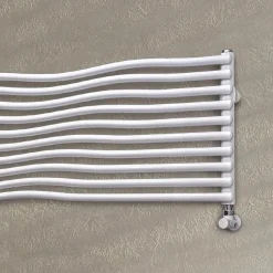 Viadurini Radiators Heizkörper Hydraulisch-Hydraulischer Heizkörper mit horizontal gebogenen Elementen, hergestellt in Italien – Zucchero
