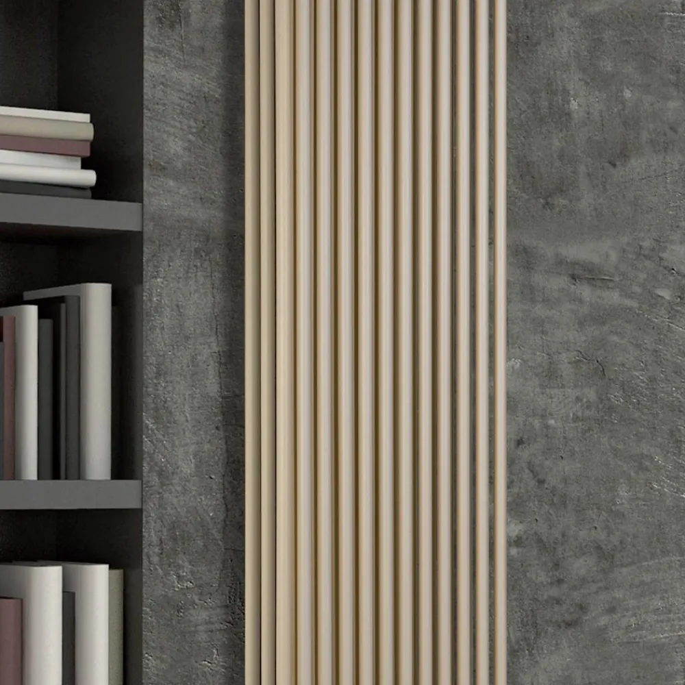 Viadurini Radiators Heizkörper Hydraulisch-Hydraulischer Heizkörper mit drei Abschnitten vertikaler Elemente – Cantucci