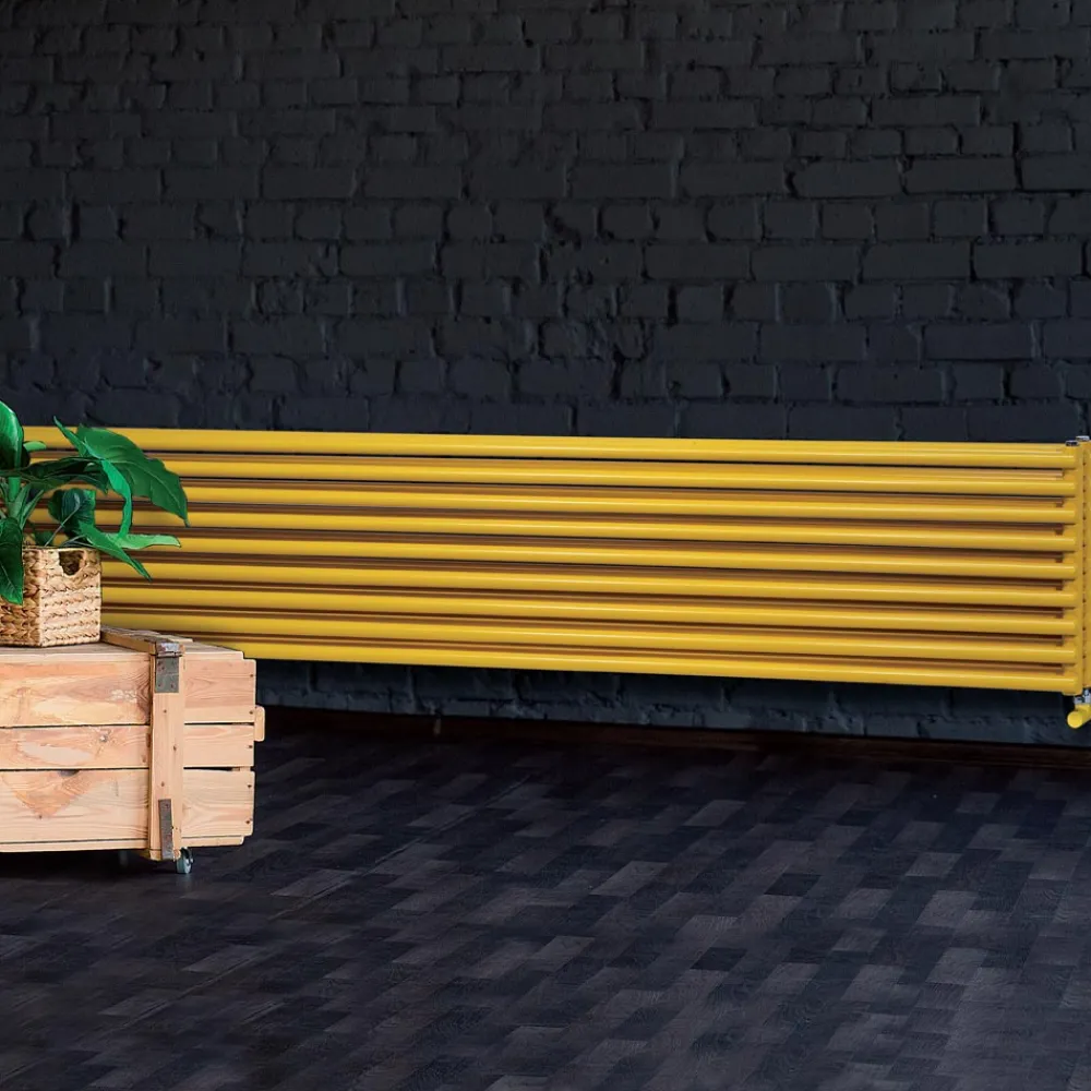 Viadurini Radiators Heizkörper Hydraulisch-Hydraulischer Heizkörper mit dreifacher Serie horizontaler Elemente, hergestellt in Italien – Caramella