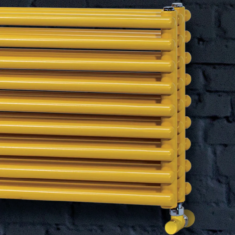 Viadurini Radiators Heizkörper Hydraulisch-Hydraulischer Heizkörper mit dreifacher Serie horizontaler Elemente, hergestellt in Italien – Caramella