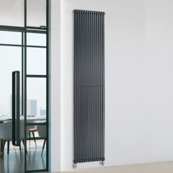 Viadurini Radiators Heizkörper Hydraulisch-Hydraulischer Heizkörper mit doppelter Reihe vertikaler Elemente, hergestellt in Italien – Pasticcio
