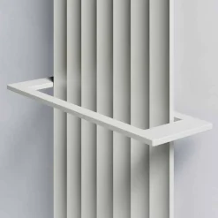 Viadurini Radiators Heizkörper Hydraulisch-Hydraulischer Wandkühler mit modernem Design bis zu 700 W - 100 Leitungen