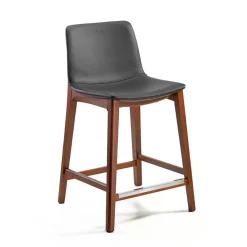Viadurini Living Küchenhocker-Küchenhocker mit festem Design aus Leder und Holz, hergestellt in Italien – Rocco
