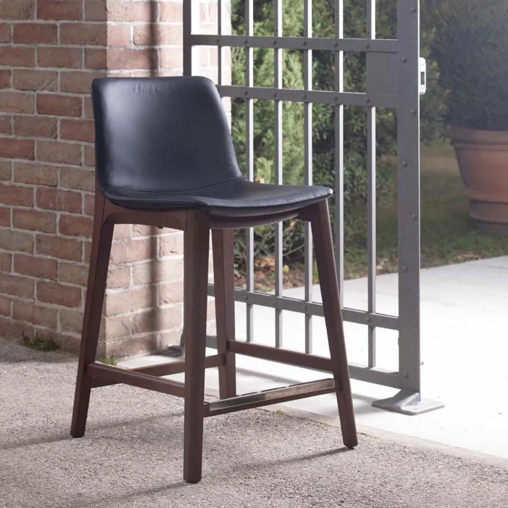 Viadurini Living Küchenhocker-Küchenhocker mit festem Design aus Leder und Holz, hergestellt in Italien – Rocco