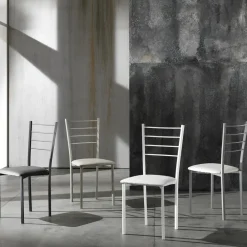 Viadurini Living Moderne Stühle-Küchenstuhl aus Kunstleder und lackiertem Metall 4 Teile - Remida