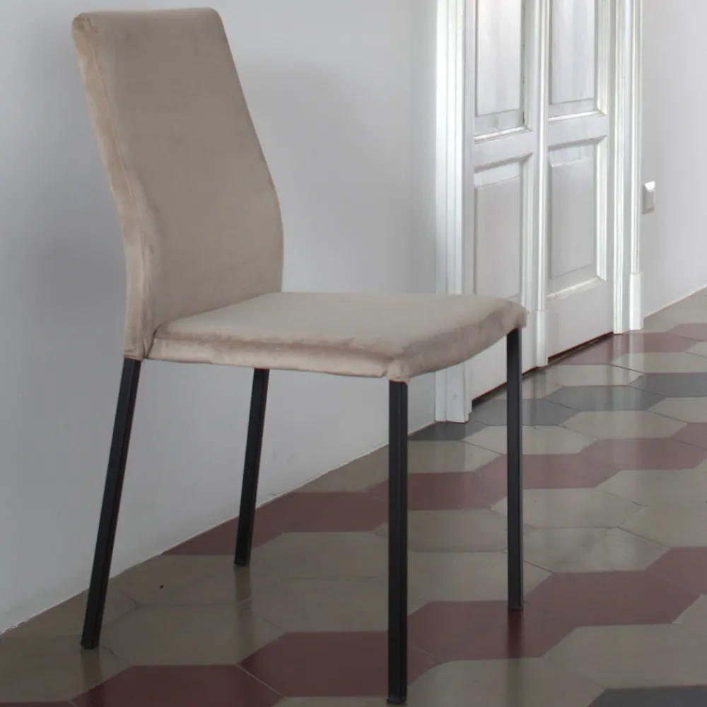 Viadurini Living Moderne Stühle-Küchenstuhl mit Metallbeinen und Samtsitz, 4 Stück - Darvina