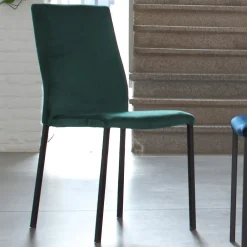 Viadurini Living Moderne Stühle-Küchenstuhl mit Metallbeinen und Samtsitz, 4 Stück - Darvina