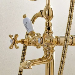 Viadurini Taps Badewannearmaturen-Klassischer Boden-Badewannenhahn aus Messing mit Handbrause - Fioretta