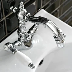 Viadurini Taps Bidetarmaturen-Klassischer Einloch-Bidethahn mit handgefertigten Messinghebeln - Noriana