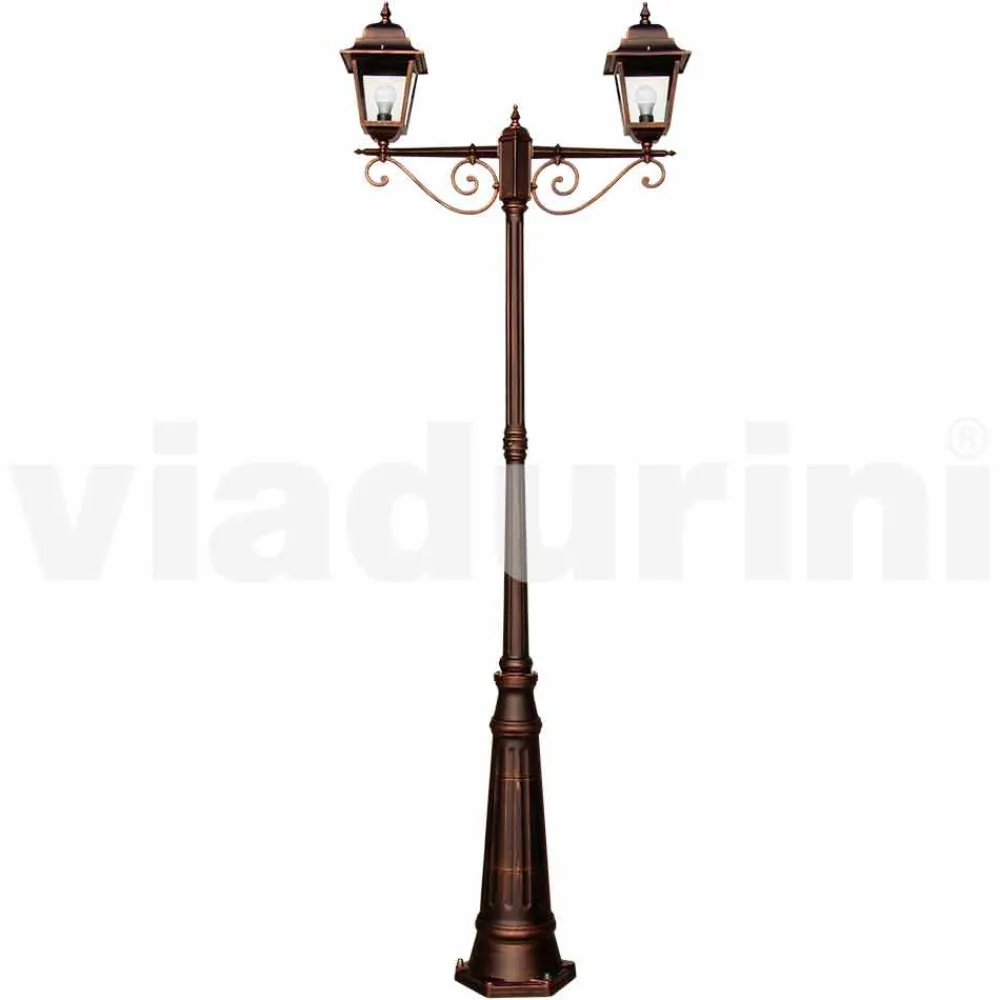 Viadurini Lighting Gartenlampion-Klassischer Laternenpfahl für den Außenbereich aus Aluminium, hergestellt in Italien, Aquilina