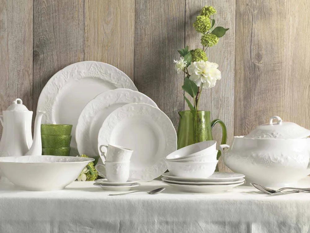 Viadurini Kitchen Tee Set Und Kaffee Set-Kompletter Frühstücksservice 22 Stück aus weißem Porzellan - Gimignano