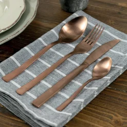 Viadurini Kitchen Besteck Set-Komplettes Besteckset in schwarzem Stahl- oder Kupferdesign 24-teilig - Fayette