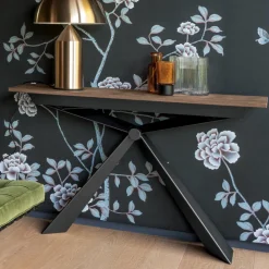 Viadurini Living Konsolentisch Flur-Konsole mit Platte in Mörteloptik und Metallsockel Made in Italy - Timedio