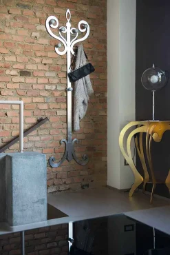 Viadurini Living Konsolentisch Flur-Konsolentisch aus farbigem Eisen in modernem Design Made in Italy - Barbata