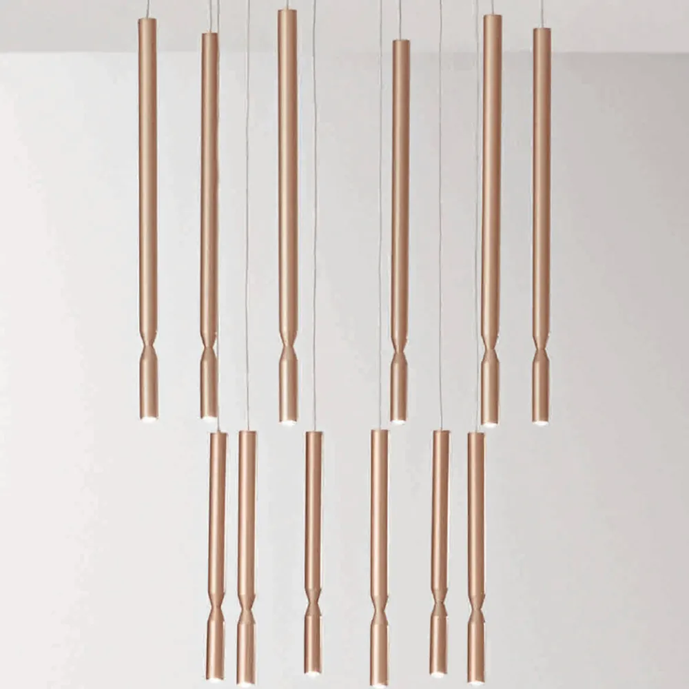 Viadurini Lighting Moderne Kronleuchter-Kronleuchter mit 12 LED-Leuchten aus lackiertem Metall und verstellbaren Kabeln – Lärche