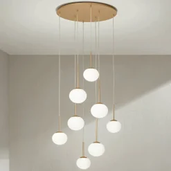 Viadurini Lighting Moderne Kronleuchter-Kronleuchter mit 8 LEDs aus goldlackiertem Metall und mundgeblasenem Glas – Ailanto