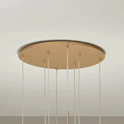 Viadurini Lighting Moderne Kronleuchter-Kronleuchter mit 8 LEDs aus goldlackiertem Metall und mundgeblasenem Glas – Ailanto