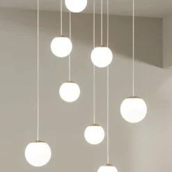 Viadurini Lighting Moderne Kronleuchter-Kronleuchter mit 8 LEDs, optional mit farbigem Glas abgedeckt und Sockel aus Metall – Buche