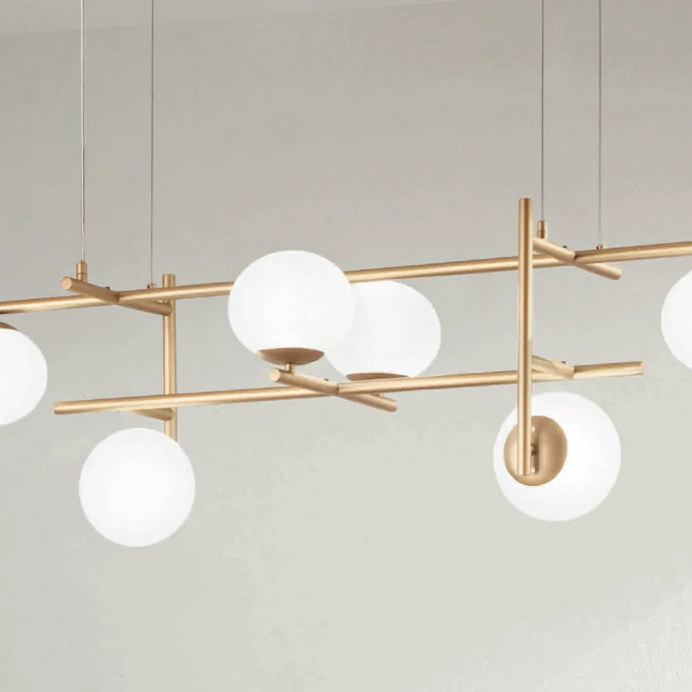 Viadurini Lighting Moderne Kronleuchter-Kronleuchter mit LED aus goldlackiertem Metall und geblasenem Glas - Ailanto