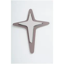 Viadurini Decor Religiöse Bilder-Kruzifix in Kakaofarbe und Kies, hergestellt mit Lasergravur, hergestellt in Italien – Diana