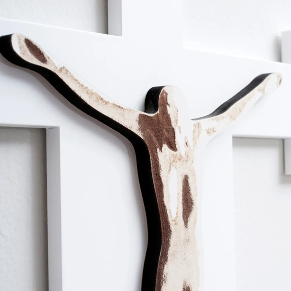 Viadurini Decor Religiöse Bilder-Lasergraviertes weißes Kruzifix des Erlösers, hergestellt in Italien – Glora