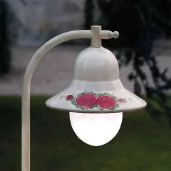Ferroluce Gartenlampion-Laternenpfahl aus weißem Aluminium für den Außenbereich und handbemalte Blumendekoration – Imperia