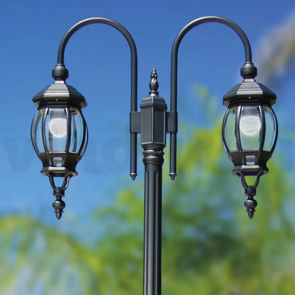 Viadurini Lighting Gartenlampion-Laternenpfahl im Vintage-Stil, 2 Lichter, aus anthrazitfarbenem Aluminium, hergestellt in Italien – Empire