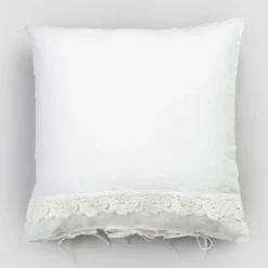 Viadurini Textile Kissenbezüge-Leinen Kissenbezug mit Armonia Spitze und Staub oder Rücken Schnürsenkel - Masone