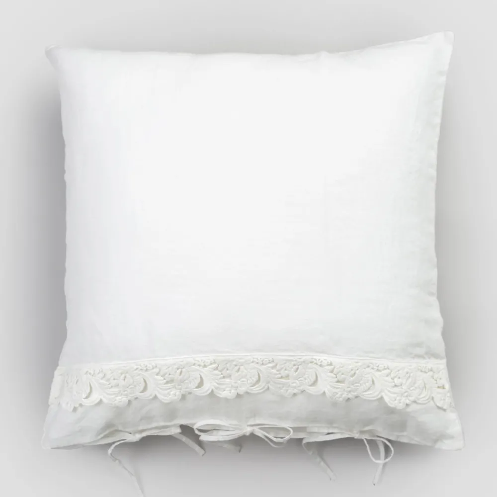 Viadurini Textile Kissenbezüge-Leinen Kissenbezug mit Armonia Spitze und Staub oder Rücken Schnürsenkel - Masone