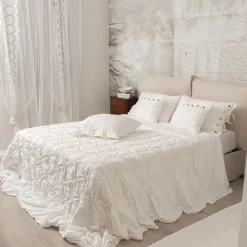 Viadurini Textile Kissenbezüge-Leinen Kissenbezug mit Armonia Spitze und Staub oder Rücken Schnürsenkel - Masone