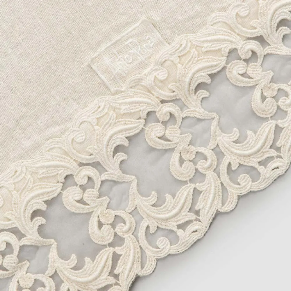 Viadurini Textile Runner-Leinen Tischläufer mit Spitze, Luxus Design in 2 Farben - Farnese