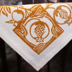 Viadurini by Marchi 1633 Tischdecken-Leinentischdecke von hoher Handwerkskunst mit italienischem Kunstdruck